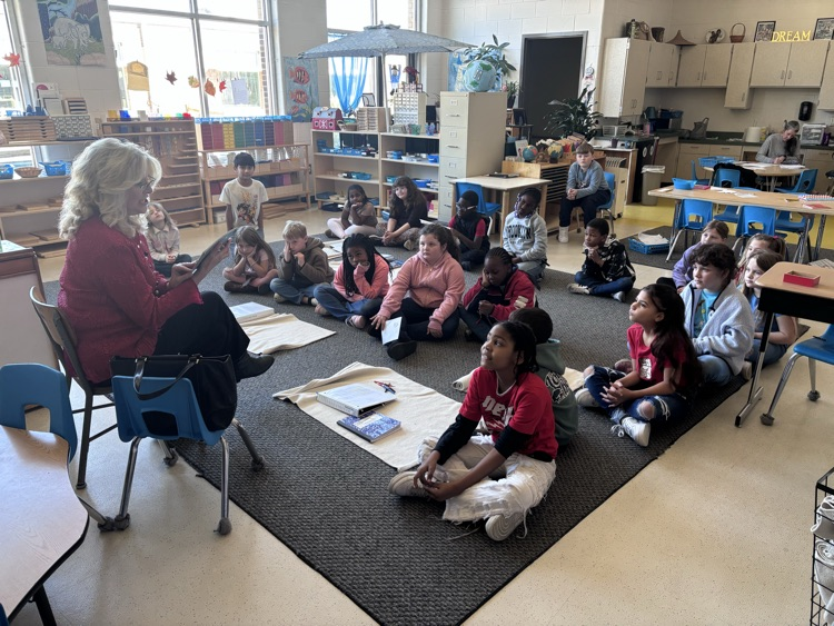 Elizabeth Alderman reads to students