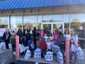 Group with shopping backs